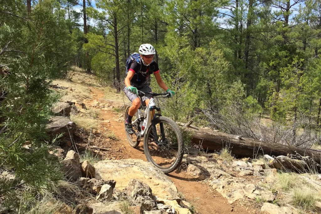 MTB rider on the Grand Canyon trail